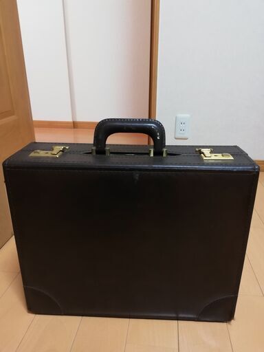 昭和　革製　アタッシュケース　茶色