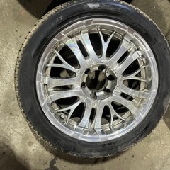 20インチ　6-139.7 4本セット　スタッドレス付きの画像