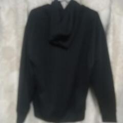 メンズ・パーカーの画像