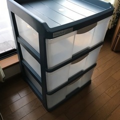 衣装ケース　お話し中の画像