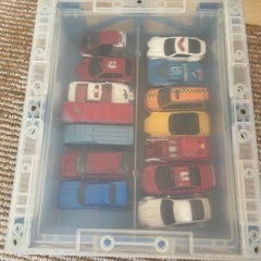 トミカ　ミニカーの画像