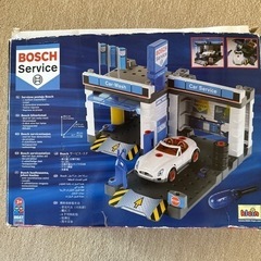 BOSCH  Service  洗車場