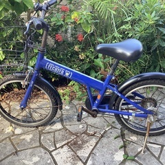 子供自転車2台(パンクしてます)の画像