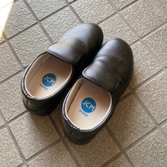 耐油シューズ 飲食店や調理施設など