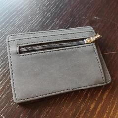 【売ります】新品未使用 cuikca 札・小銭入れの画像