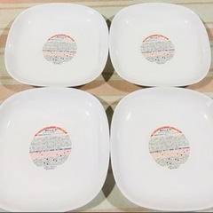 ◆ヤマザキ春のパンまつり　白いスクエアディッシュ4枚セット　白い皿　フランス社製◆の画像