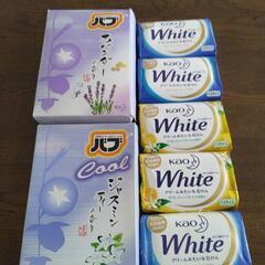 薬用入浴剤バブ16個箱入りと石鹸5個