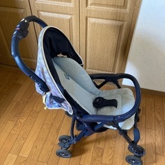 ベビーカー　アップリカの画像