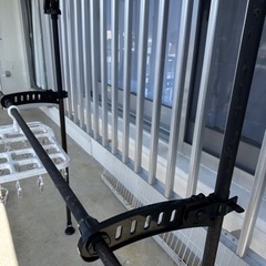 キャンセルでました。0円　物干し竿　つっぱり式の画像