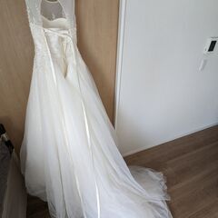 YNS ウエディングドレス ※引っ越しに伴い6月中に処分予定の画像