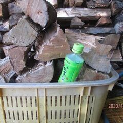 広葉樹薪、樫、欅、クス、コナラなど、、一かご３０ｋｇ以上800円、乾燥済、太薪、薪ストーブ、キャンプ、の画像