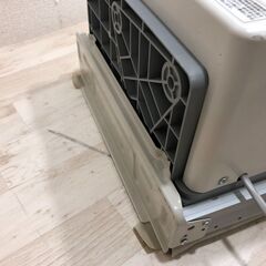 ① Haier ハイアール ルームエアコン JA-16R 17年製 の画像