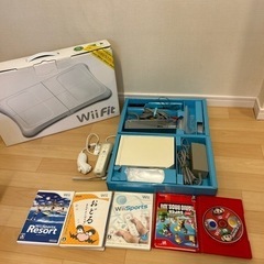 Wii, Wiifit, ソフト４点の画像