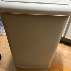 ゴミ箱