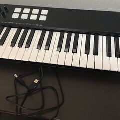 アレシス　V61 MKII 、Alesis USB MIDIキーボードコントローラー61鍵、DTM、ベロシティセンシティブキー, ポータブル, アルペジエーター内蔵の画像