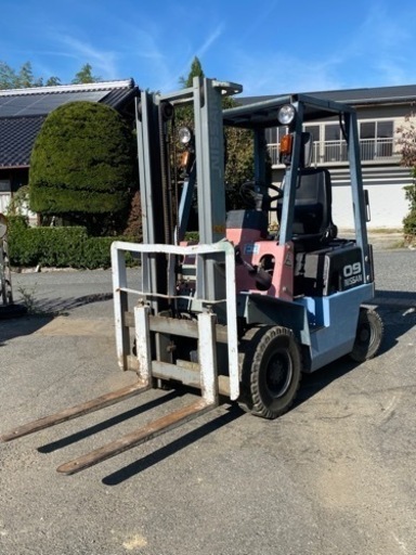 日産　フォークリフト★ガソリン★NSJ01型★ 最大荷重900kg★ 揚高3m