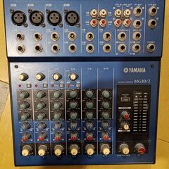 アナログミキサー　YAMAHA MG10/2