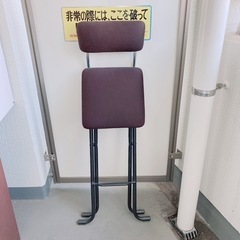 【無料】折りたたみスツール茶色メッシュの画像