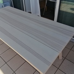 IKEAテーブル