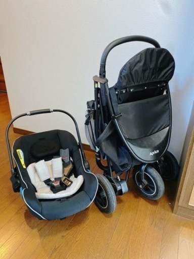 美品！アップリカ　スムーブトラベルシステム