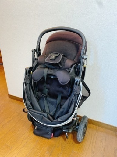 美品！アップリカ　スムーブトラベルシステム