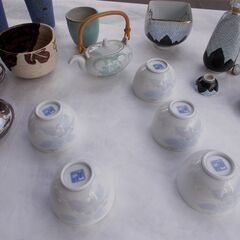 【値下げ】陶器類　抹茶・湯飲み茶碗　急須　酒徳利　小鉢　小皿　盃　中古の画像