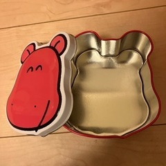 たべっ子どうぶつ　カバの缶の画像