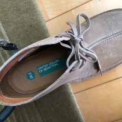BENETTON スウェードブーツの画像