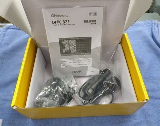 開封未使用品 7インチ ポータブルカーナビゲーション DNK-83F 2023年度春版 フルセグ　西岡店