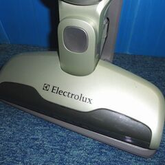 　Electrolux エレクトロラックス エルゴラピード パステルグリーン スティッククリーナー スティックタイプ 掃除機 ZB2903 2WAY ハンドユニット 床置 壁掛け可の画像