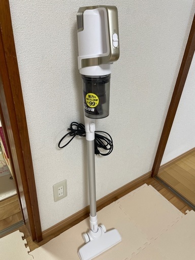 アイリスオーヤマ　サイクロン　掃除機