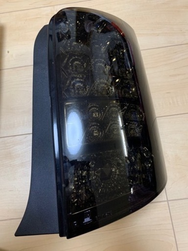 カローラルミオン　LEDテール