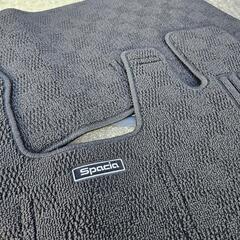 スズキ スペーシア 純正マットの画像