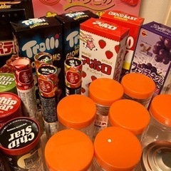お菓子の箱　容器　いっぱいあります。の画像