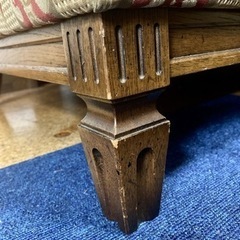 アンティーク調　3人掛けソファの画像