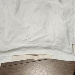 白のバックの画像