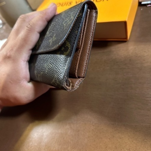 ヴィトン財布