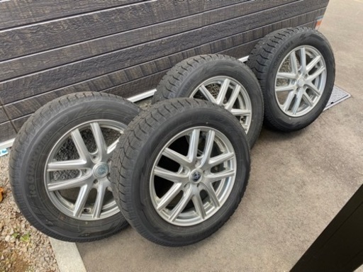 タイヤ　ホイール付き　スタッドレス　4本