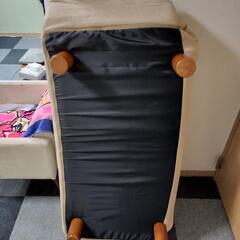 背もたれが折れるソファーの画像