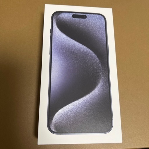 iPhone 15 Pro Max ブラックチタニウム 256 GB
