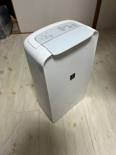【10000円引き!!!】シャープ 除湿機 - 衣類乾燥機 プラズマクラスター 7000 8畳