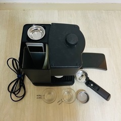 DeLonghi(デロンギ) エスプレッソマシン＋カップ２個付きの画像