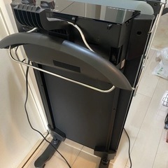 【値下げ】東芝ズボンプレッサーHIP-T100【ほぼ新品】の画像