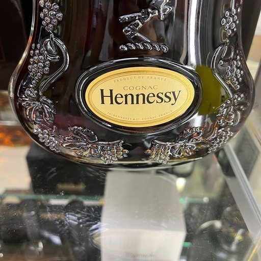 J2747 希少 未開栓 古酒 Hennesy ヘネシー XO 黒キャップ クリアーボトル ブランデー コニャック 700ml 40度