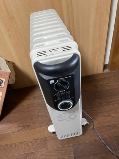 DBK ドイツ製 オイルヒーター タイマー 付 4畳~9畳用 10枚フィ ン HEZ13 10KBD