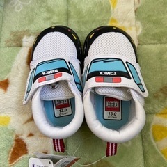 ベビースニーカー