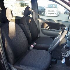 【使い勝手の良さと快適な乗り心地を持つ車！！】　燃費が良いのでオススメです。の画像