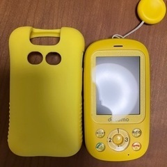 F-03J イエロー　中古美品