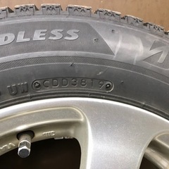 【さらに値下げ】スタッドレスタイヤ４本セットアルミホイール165/70R14 VRX2の画像