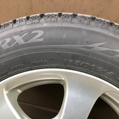 【さらに値下げ】スタッドレスタイヤ４本セットアルミホイール165/70R14 VRX2の画像